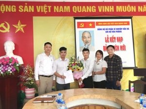 Read more about the article Tổ chức Lễ kết nạp đảng viên mới